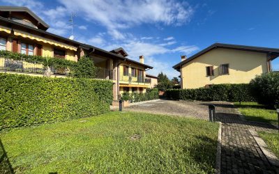 Trilocale in Via Rugacesio 18, Pioltello – Seggiano